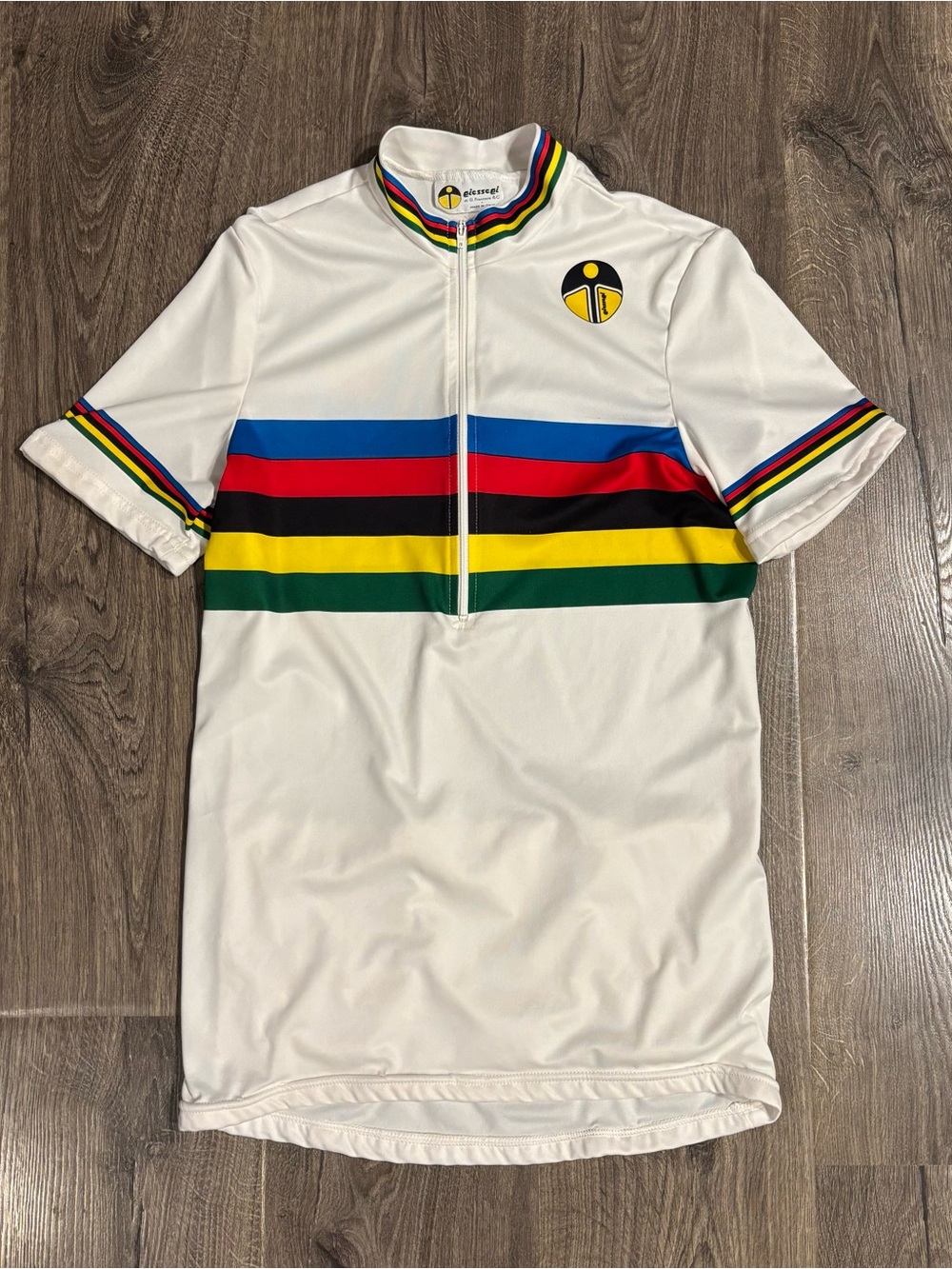 Giessegi Mens Cycling Jersey Bicycle Jersey Bike Shirt Tops size 4? - 3 Pockets
